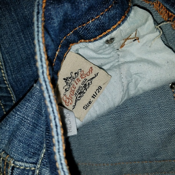 Grace in L.A. jeans - Picture 7 of 8